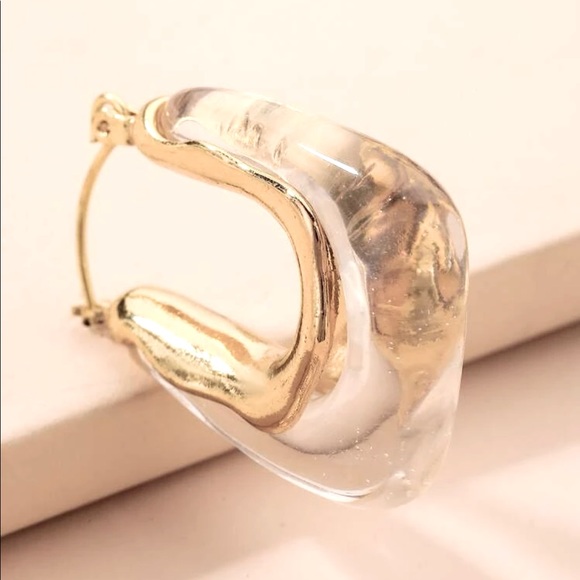 U-Shaped Hoop Earrings (clear) - Picture 3 of 6